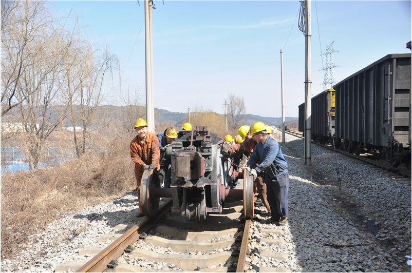 在服务大局中彰显使命担当--铜川矿业玉华矿深